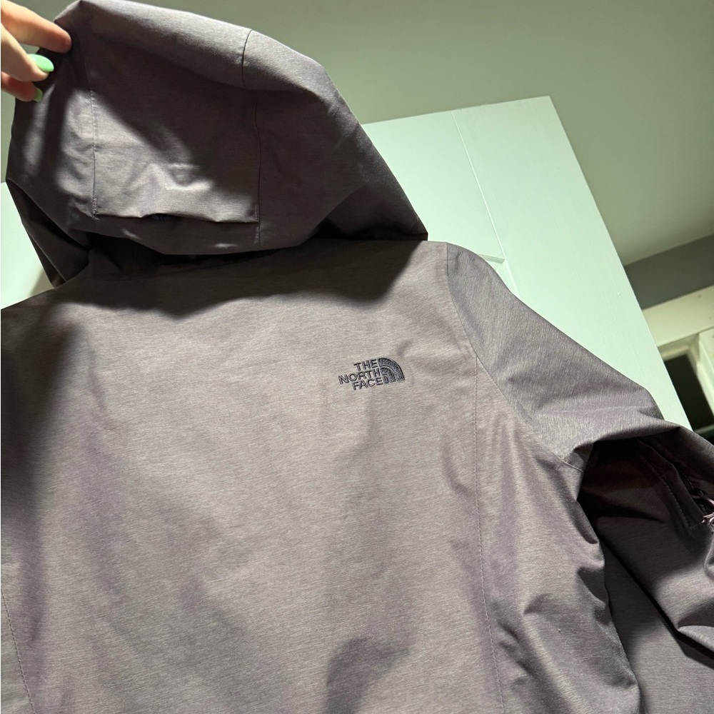 The North Face Dryvent Softshell Jacket - image 2
